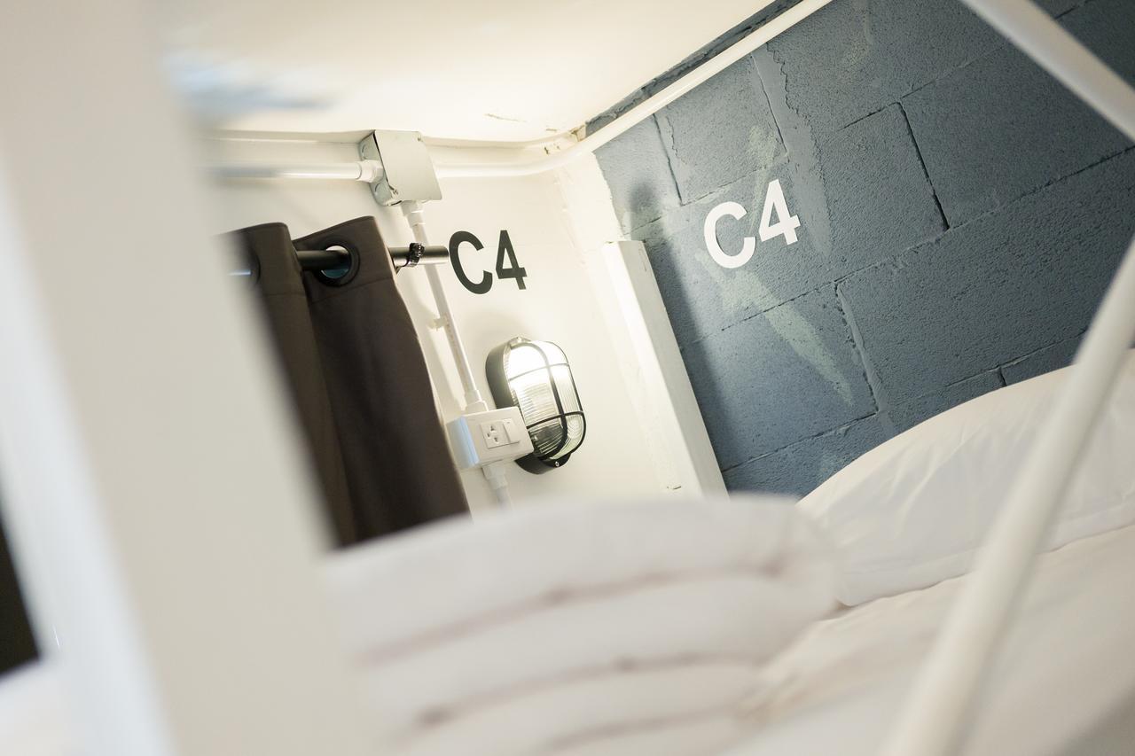 Funwahn Hostel And Cafe Τσιάνγκ Μάι Εξωτερικό φωτογραφία