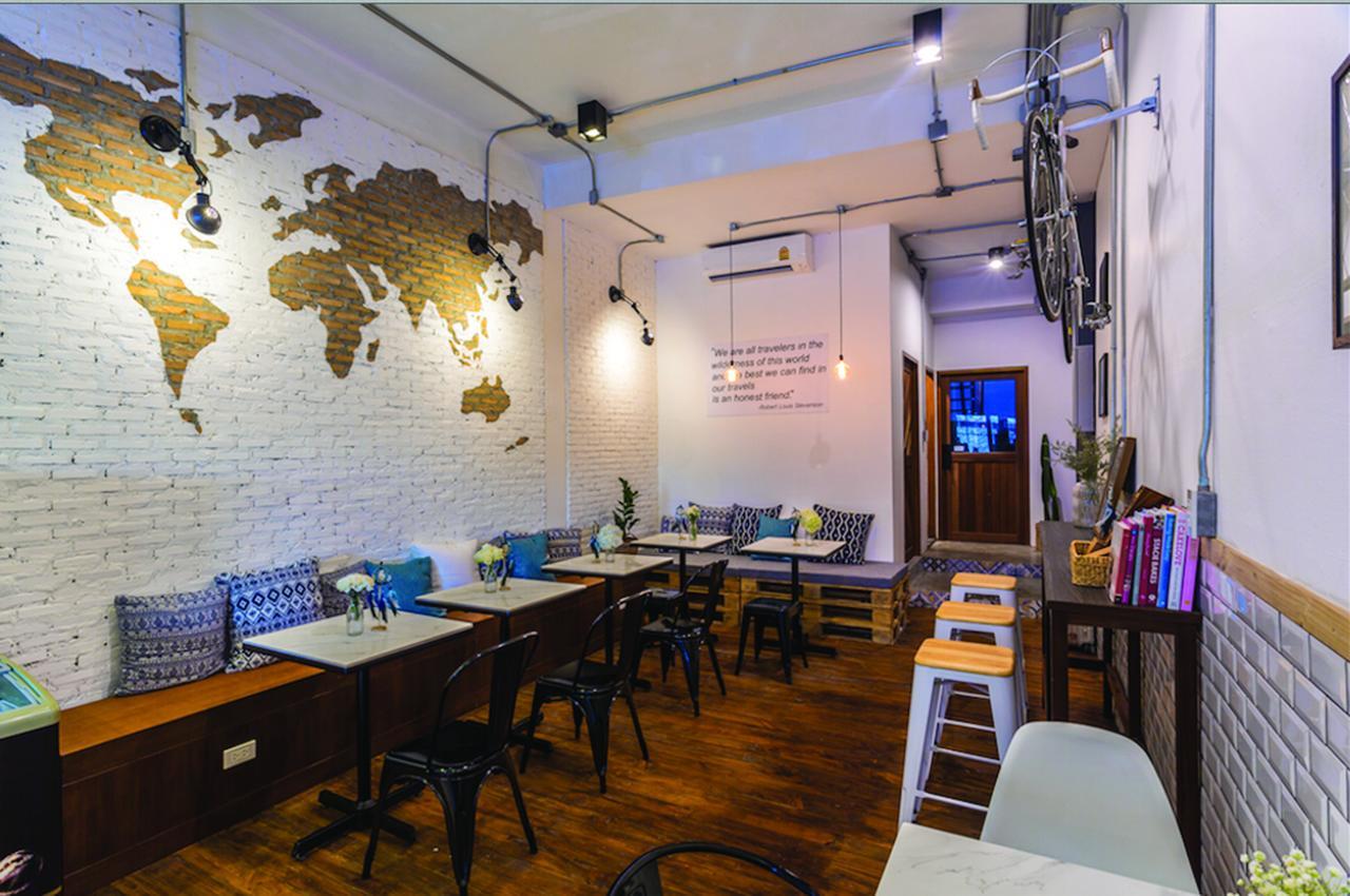 Funwahn Hostel And Cafe Τσιάνγκ Μάι Εξωτερικό φωτογραφία