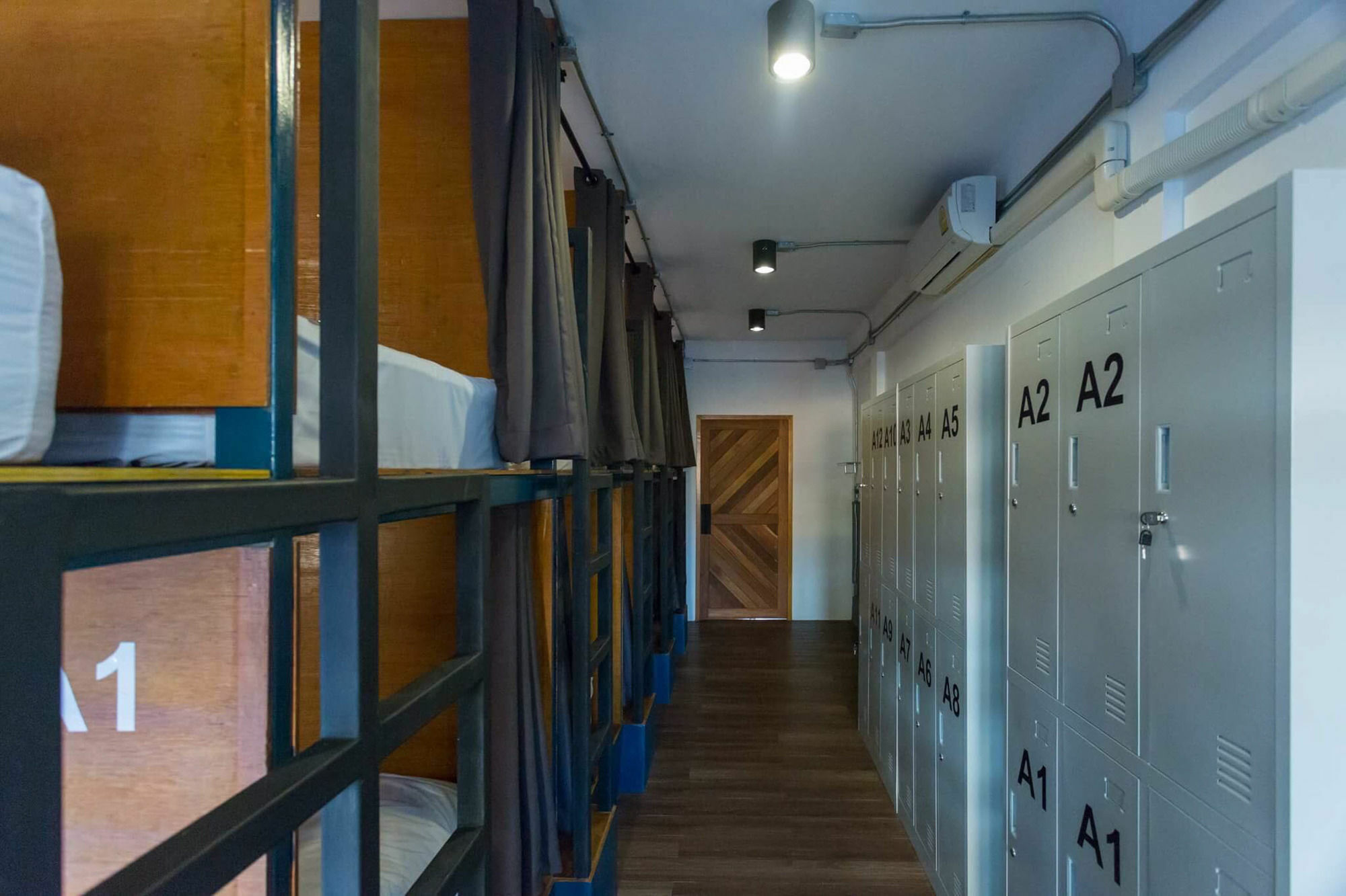 Funwahn Hostel And Cafe Τσιάνγκ Μάι Εξωτερικό φωτογραφία