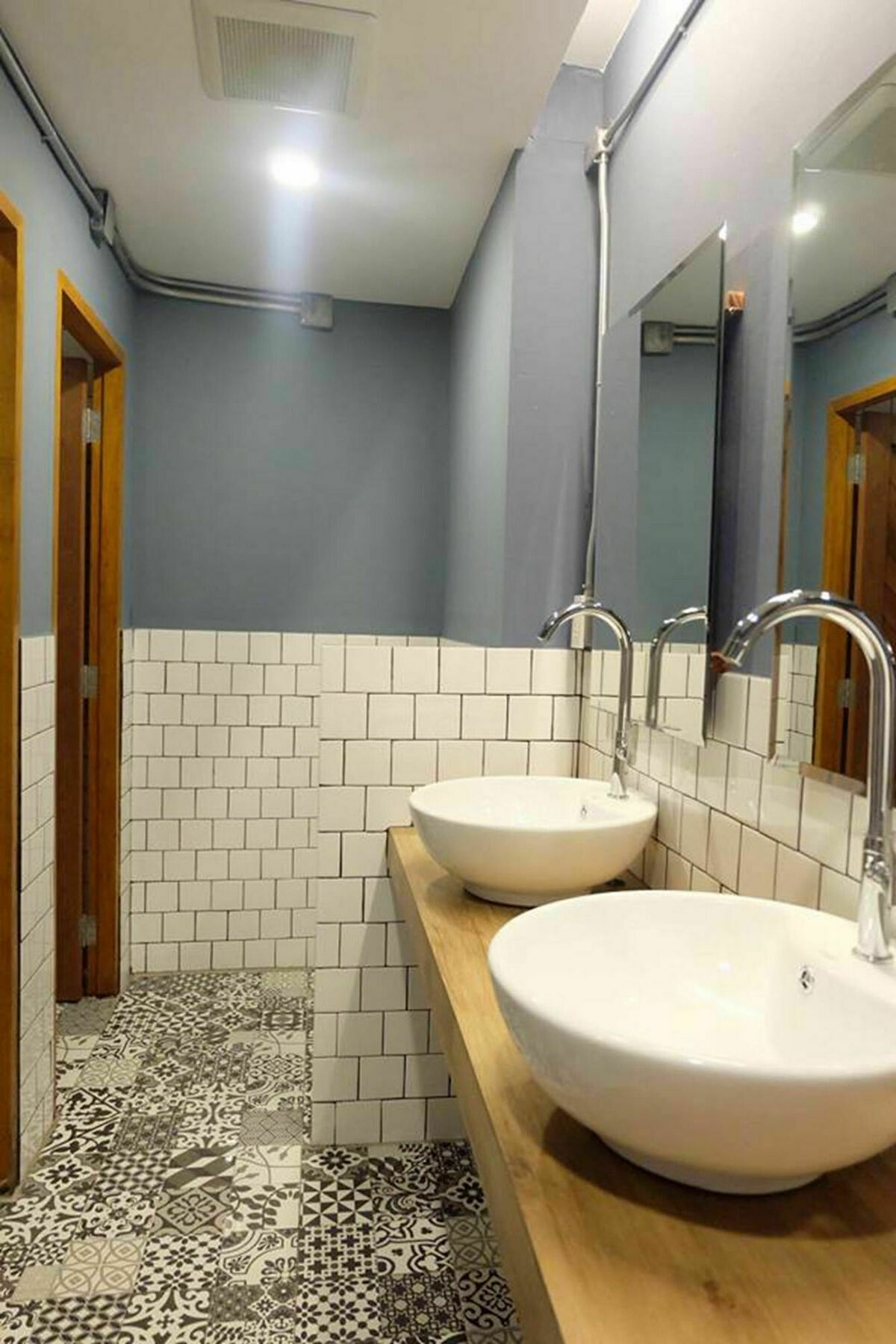 Funwahn Hostel And Cafe Τσιάνγκ Μάι Εξωτερικό φωτογραφία